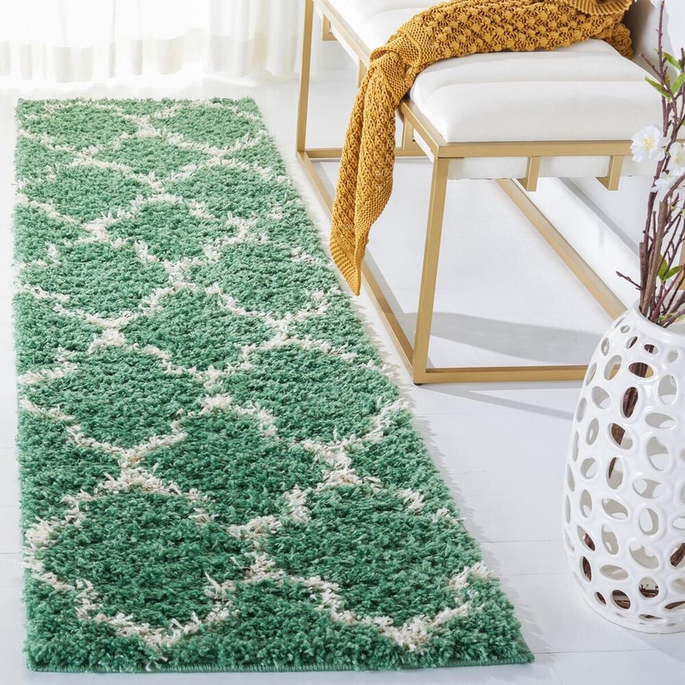 Safavieh Venus Shag 2&#39;2&quot; x 8&#39; Green and Ivory Runner, , large