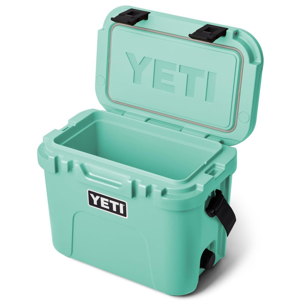 YETI Roadie 15 Hard Cooler in Seafoam, , large