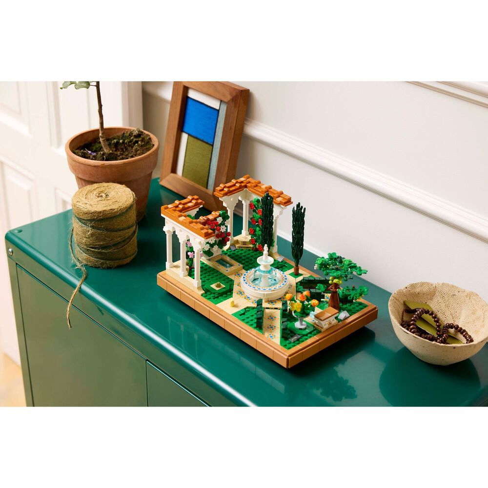 LEGO Icons Fountain Garden Building Set in Multicolor, , large