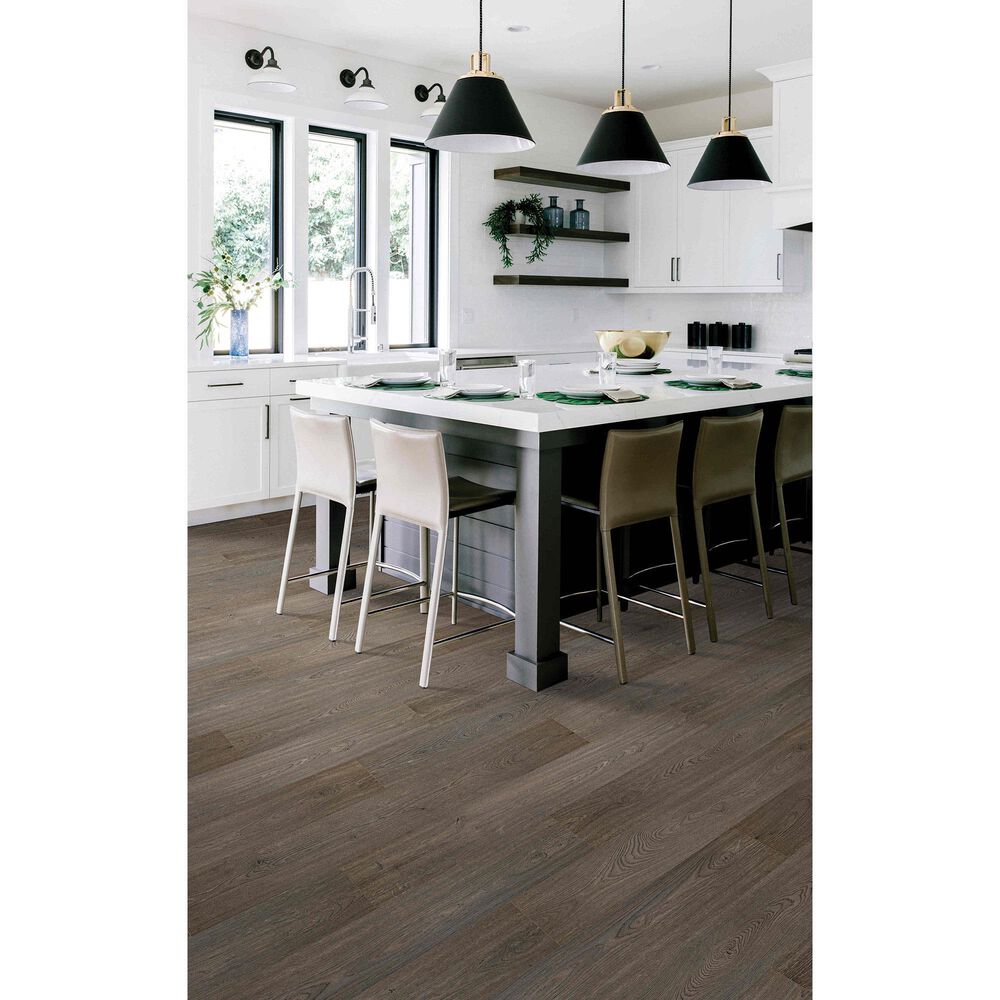 Mohawk Hampton Villa Anchor Oak 7.5&quot; x 47&quot; Laminate, , large