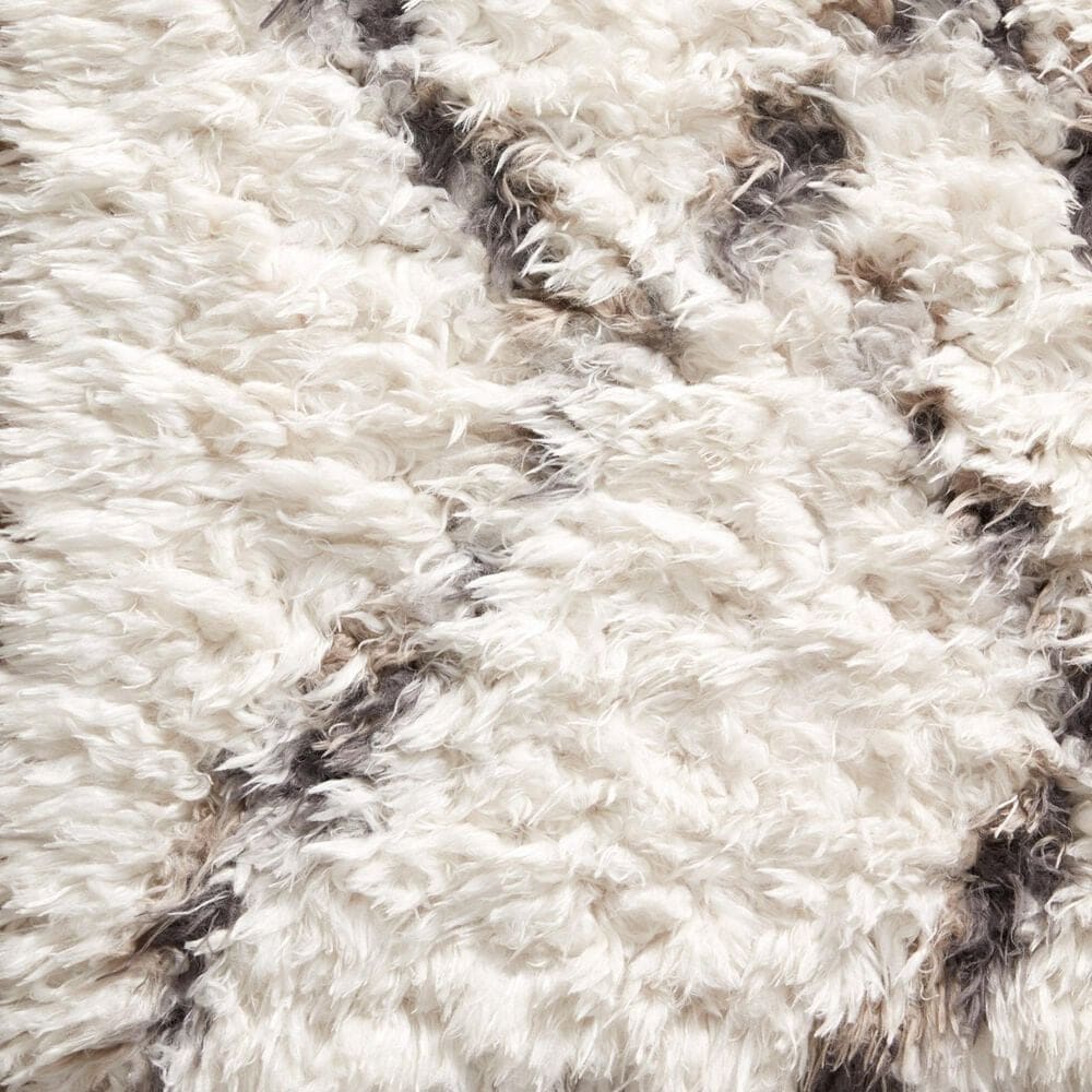 Angela Rose Amira 5&#39;3&quot; x 7&#39;6&quot; Ivory and Bark Area Rug, , large