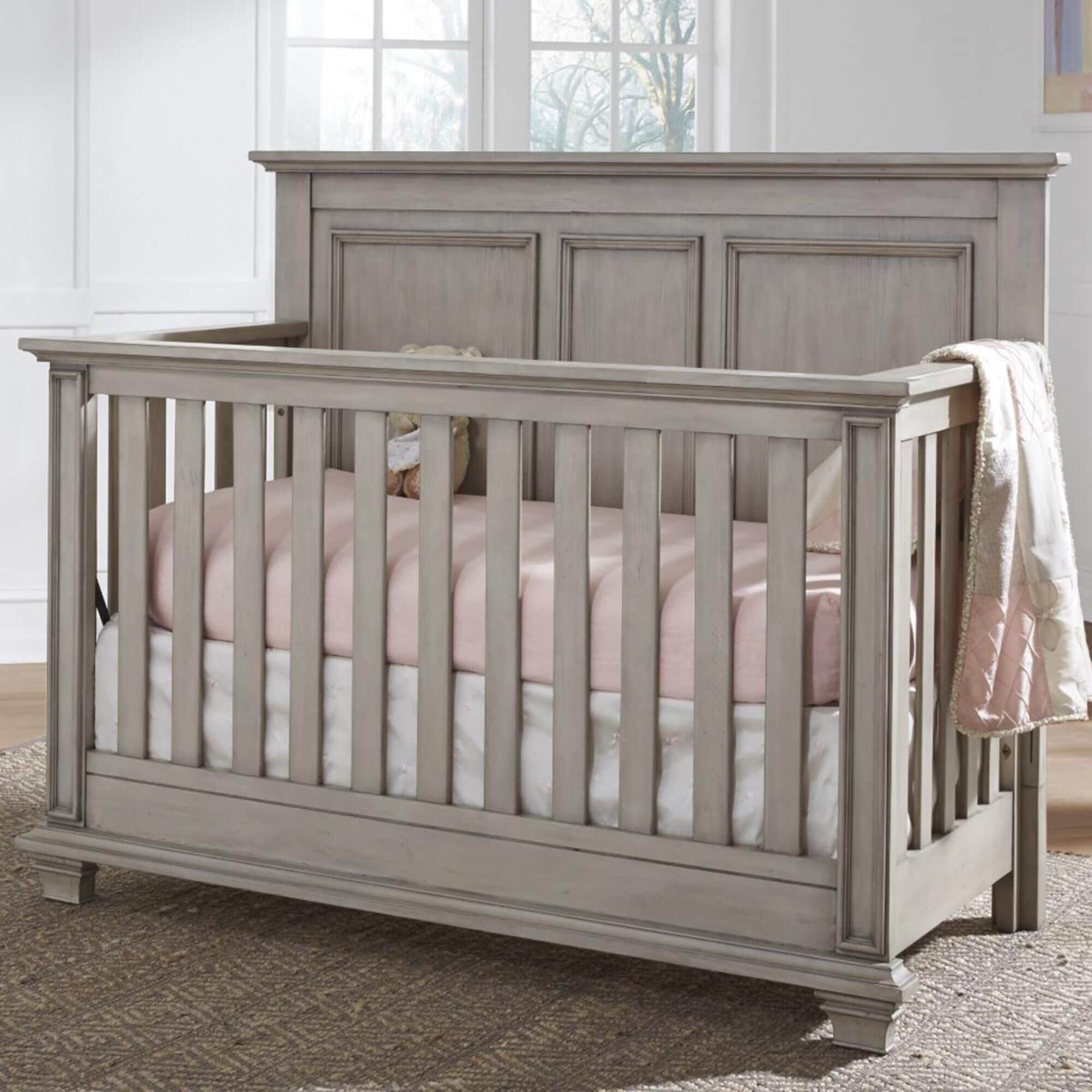 Oxford Baby Kenilworth 4 In 1 Convertible Crib in Stone Wash NFM