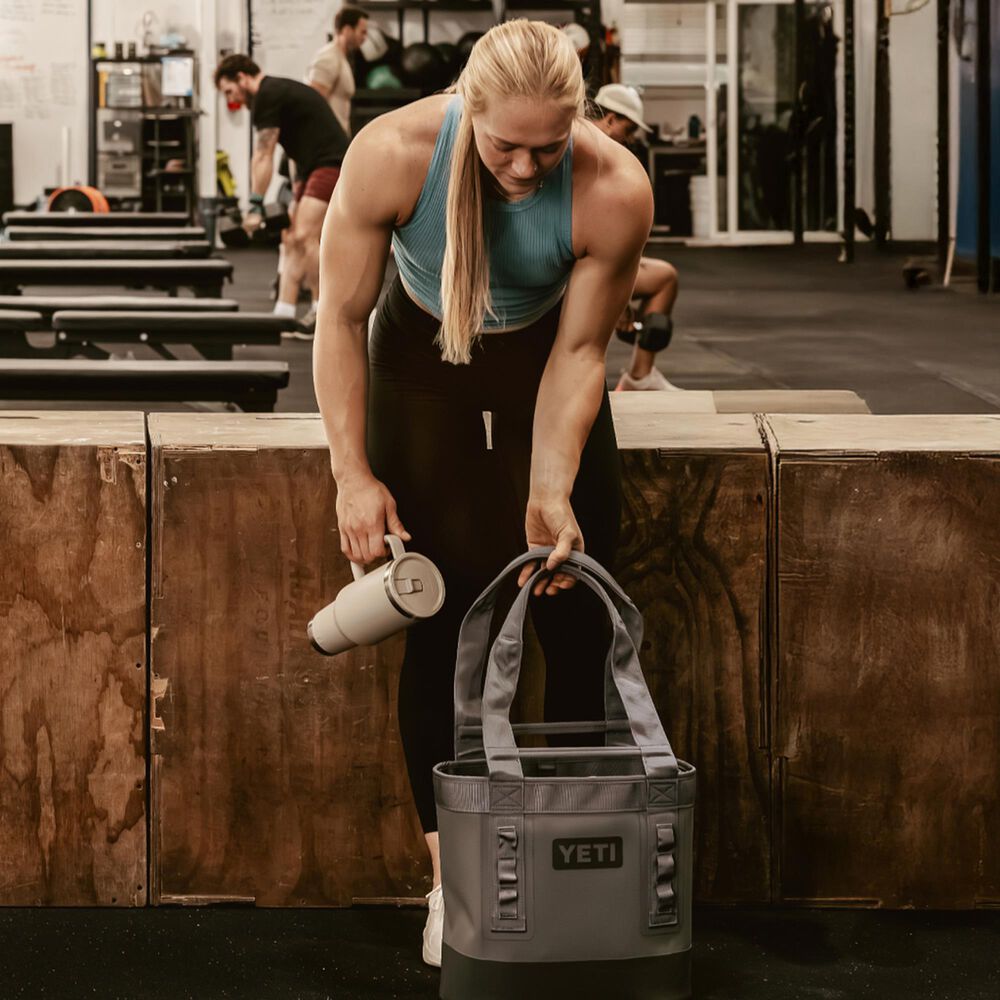 YETI Rambler 40 oz Travel Str Mug Cape Taupe, , large