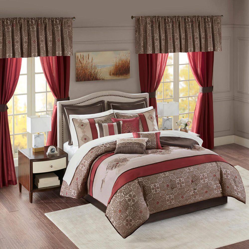 Hampton Park Delaney 24-Piece King Room in a Bag in Red, , large