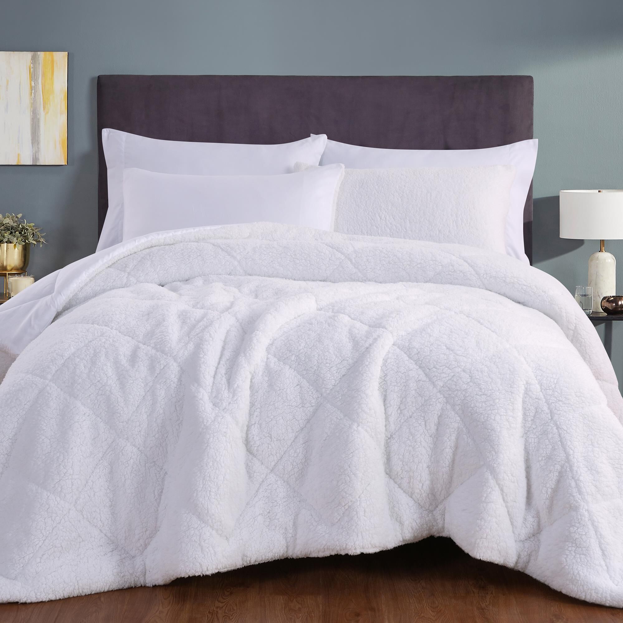 Sherpa queen 2025 comforter