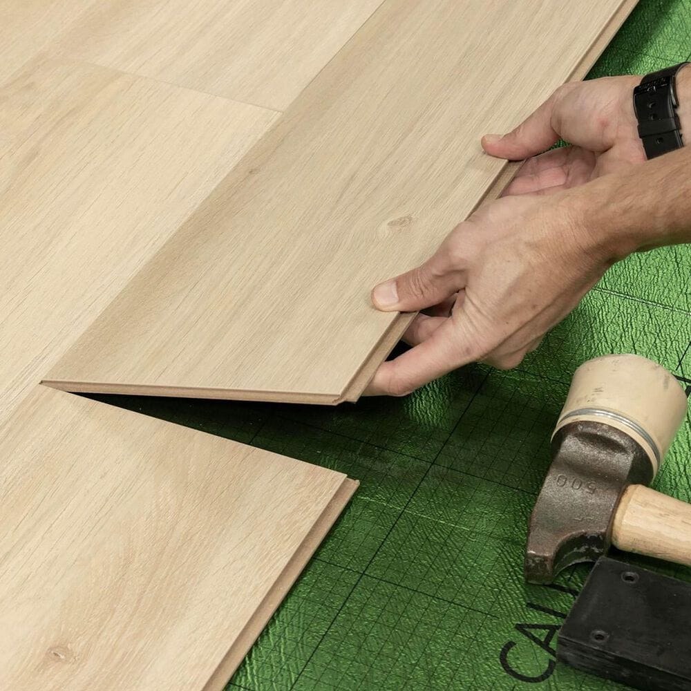 CALI Pacifica Vallemar Blanc 7&quot; x 48&quot; Oak Laminate, , large