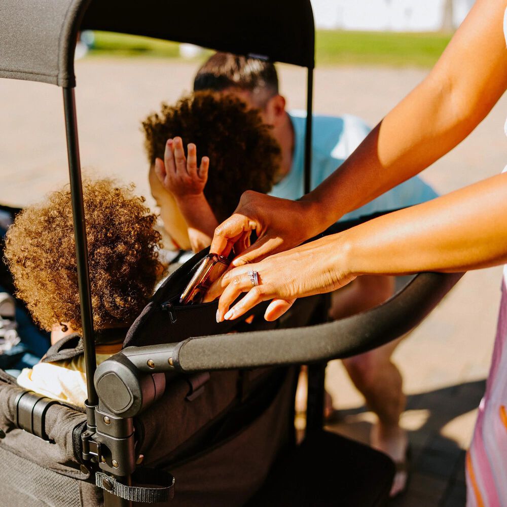 Wonderfold Elite Quad Stroller Wagon in Volcanic Black, , large