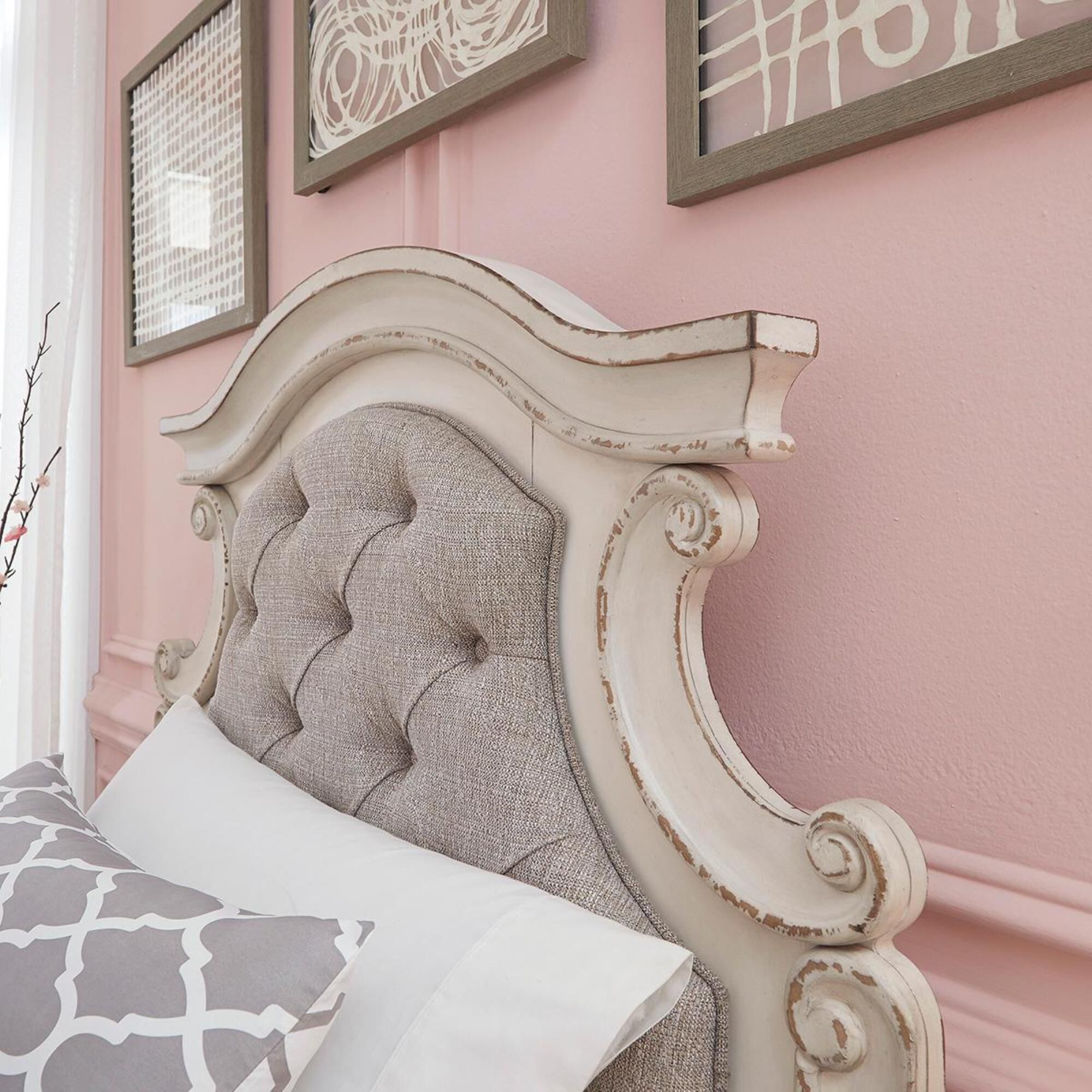 Signature Design by Ashley Realyn 5 Piece Full Bedroom Set in