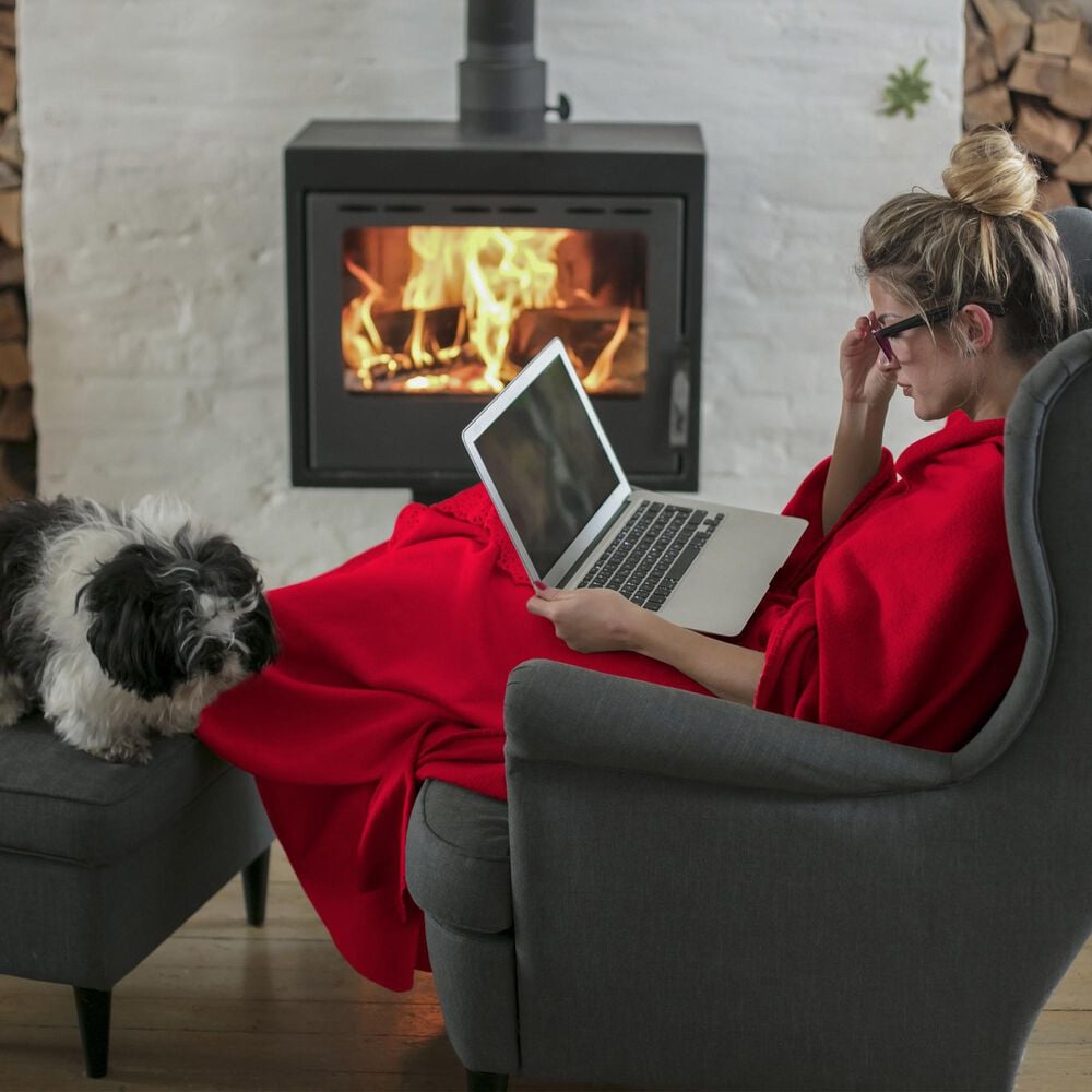 Timberlake LHC 60&quot; x 70&quot; Ultra Soft Chenille Throw in Vineyard Red, , large