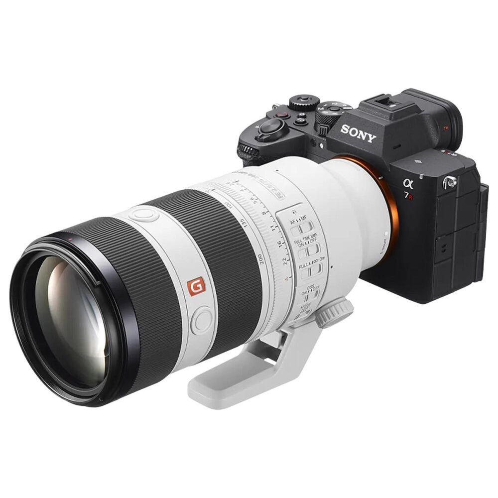 Sony Alpha 7R VI Full-Frame Mirrorless Interchangeable Lens Camera in Black, , large