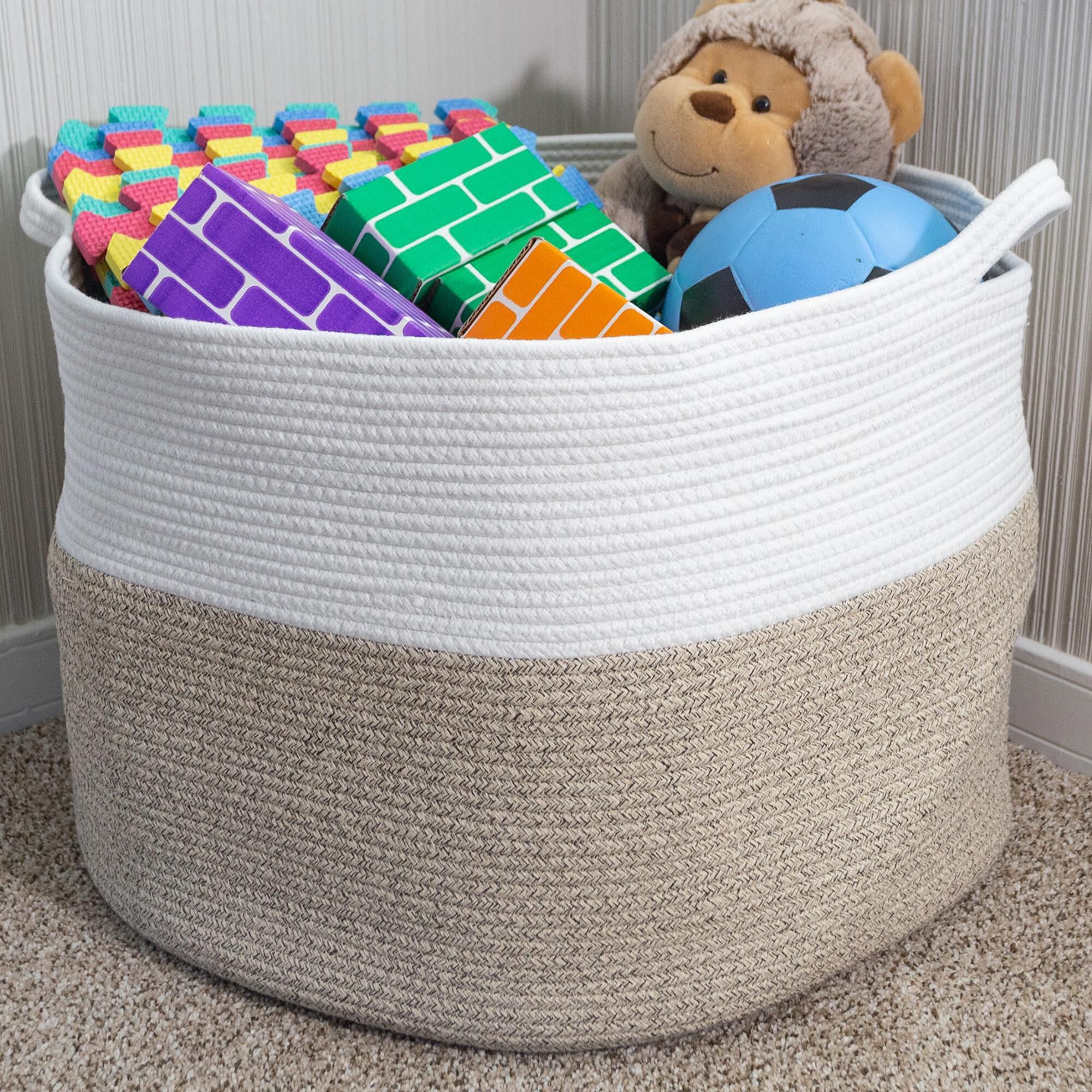 Blanket new arrivals basket white