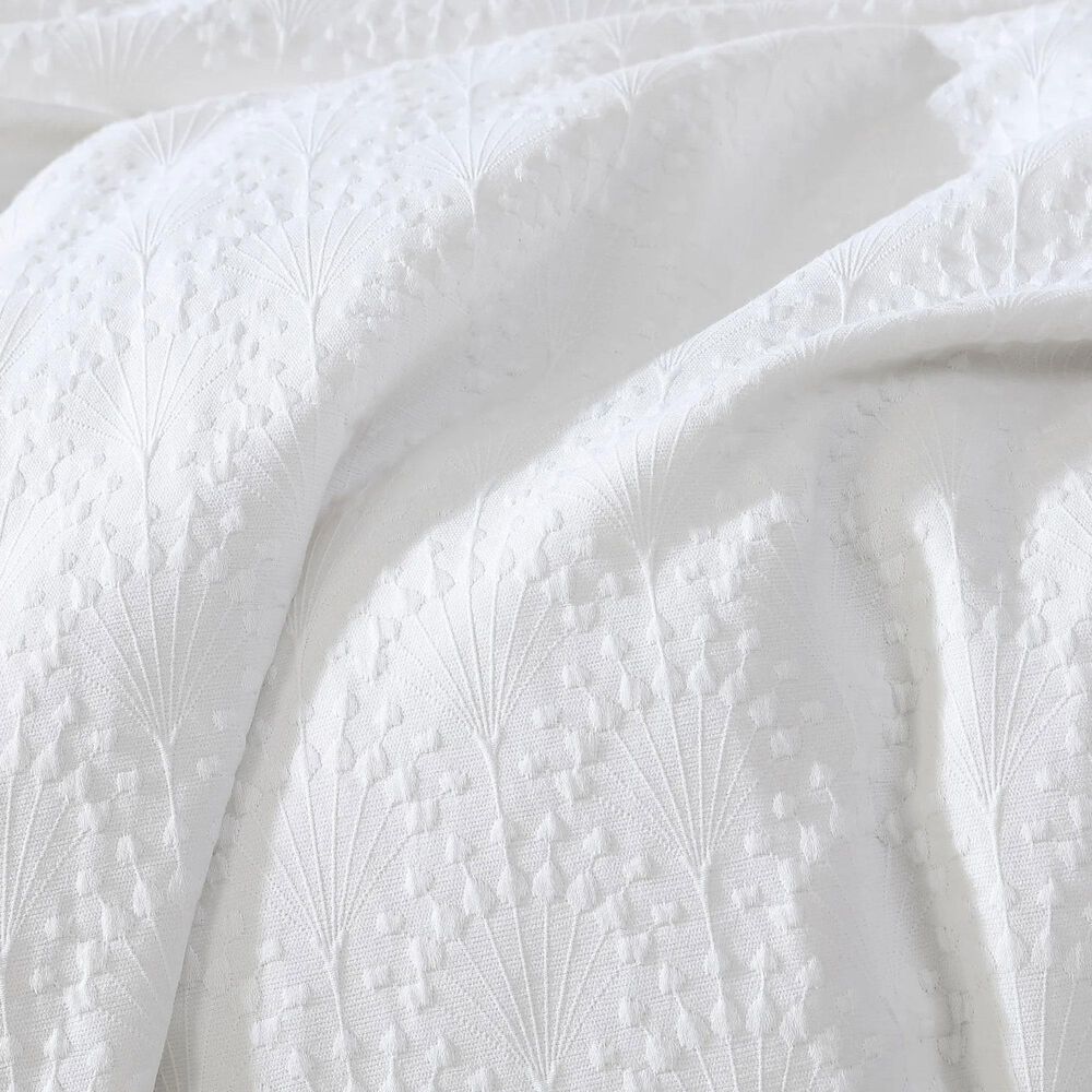 Hallmart Collectibles Matelasse Fan 3-Piece Queen Comforter Set in White, , large