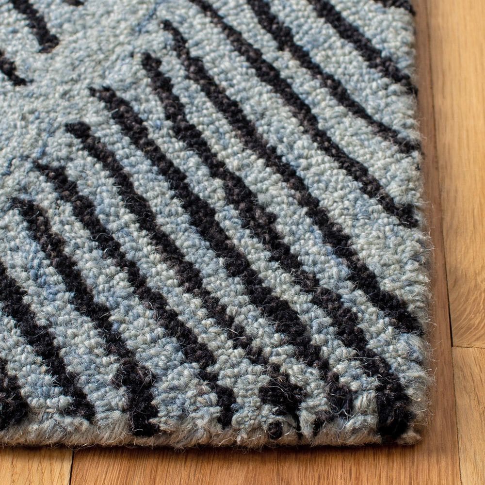 Safavieh Micro-Loop 4&#39; x 6&#39; Light Blue and Charcoal Area Rug, , large