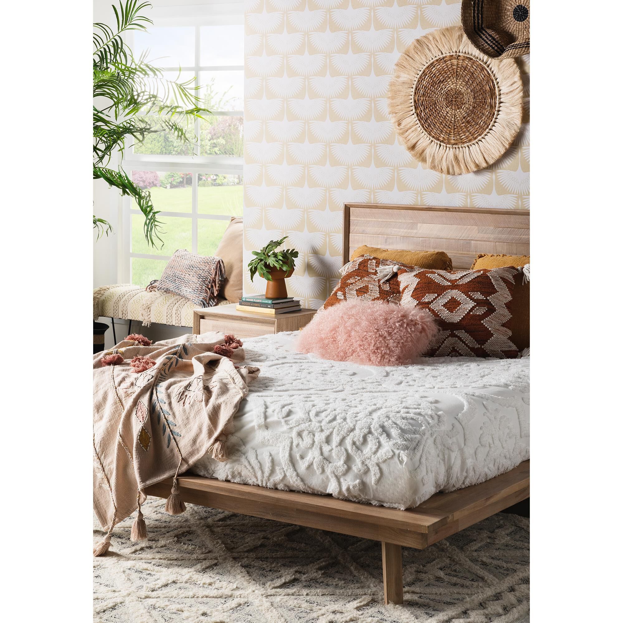 37B Gia Queen Bed in Distressed Gray NFM