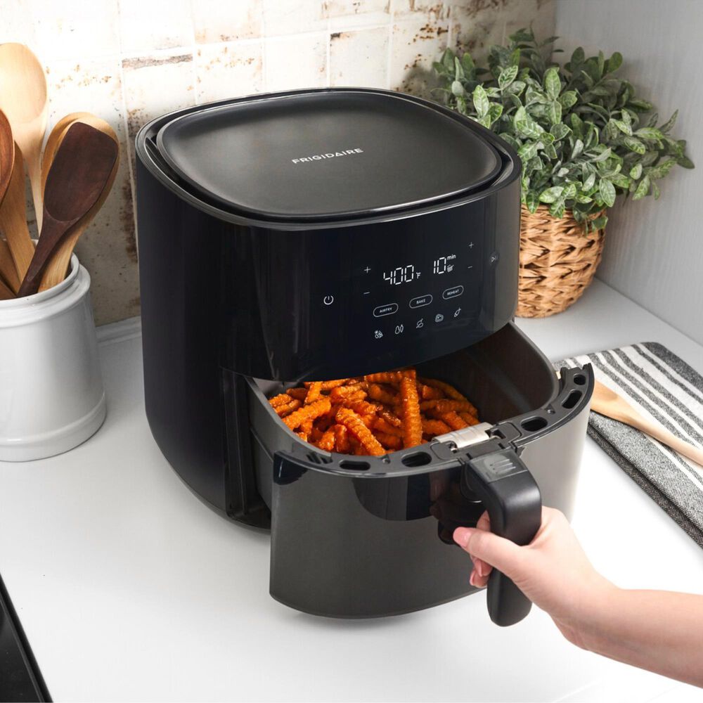 Frigidaire 5.3 Qt. 3-in-1 Air Fryer in Black, , large