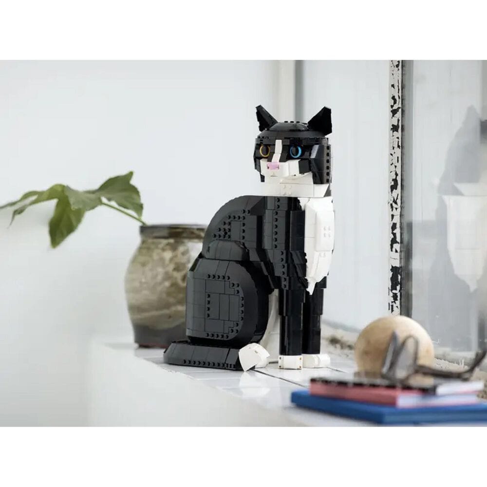 LEGO Ideas Tuxedo Cat, , large