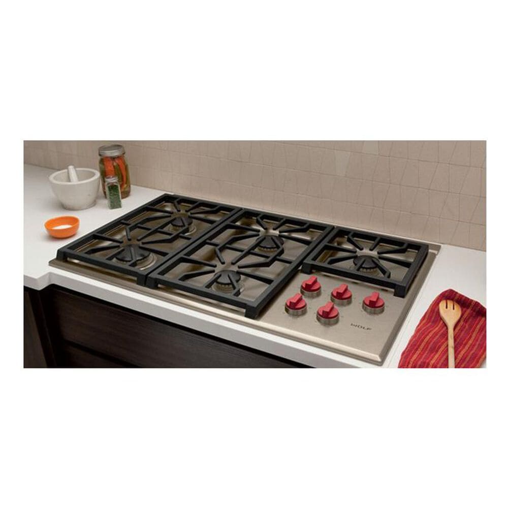 Wolf 36 gas cooktop reviews