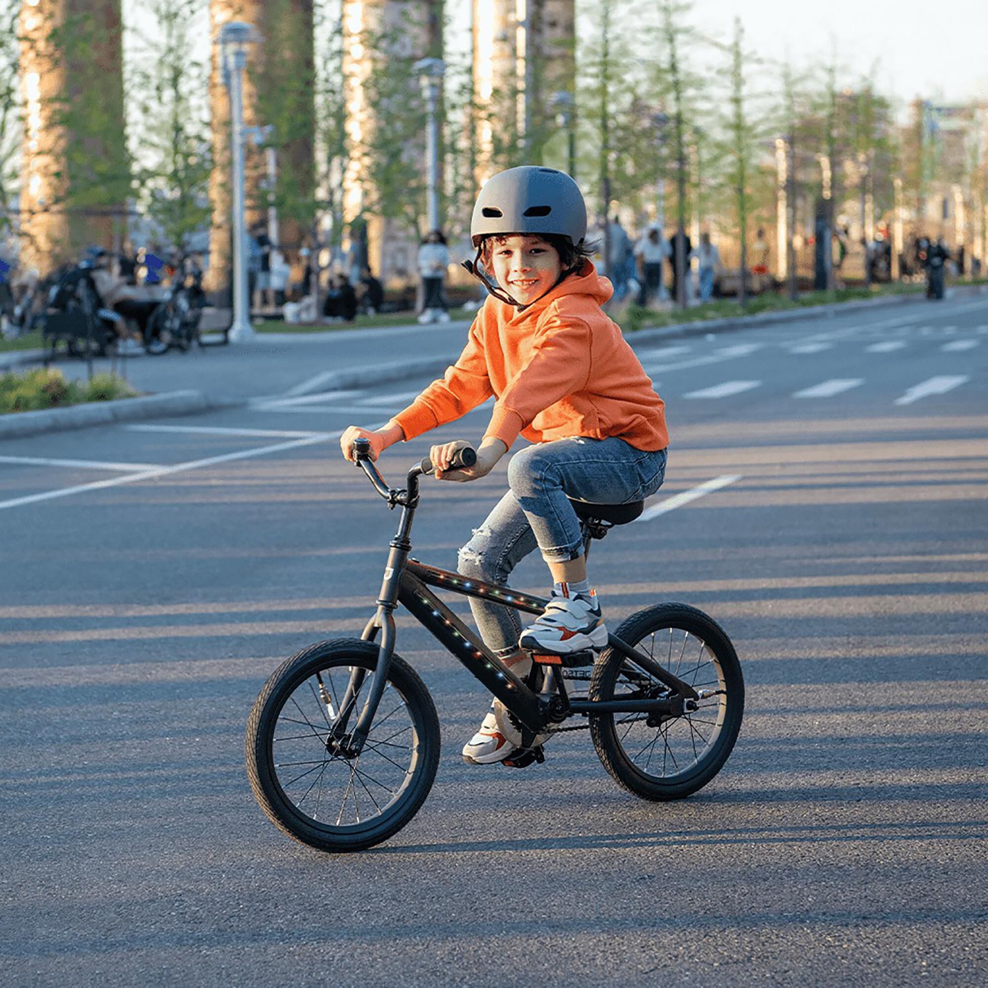 TruRide Aura Light Up Bike with Training Wheels in Black NFM