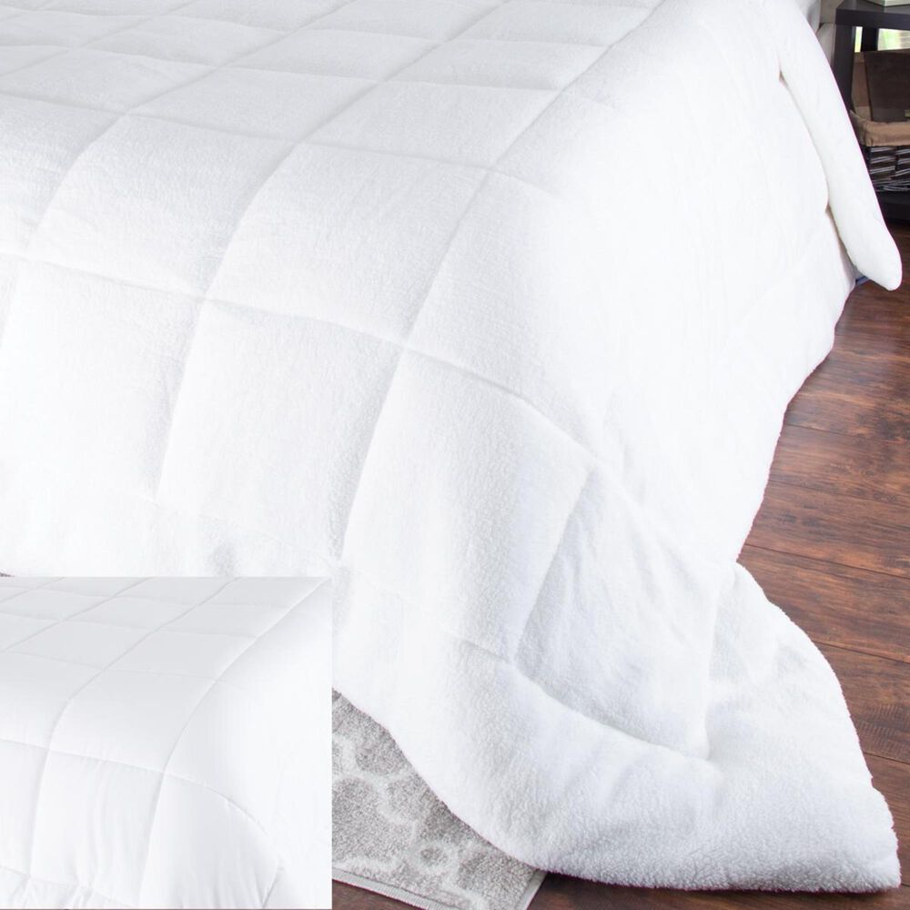 Timberlake King Oversized Reversible Down Alternative Comforter with Sherpa, , large
