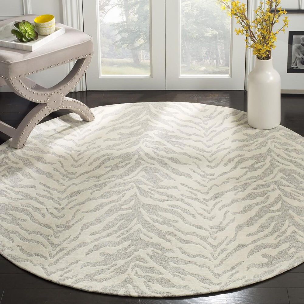 Safavieh Marbella MRB632A 6&#39; Round Light Grey and Ivory Area Rug, , large