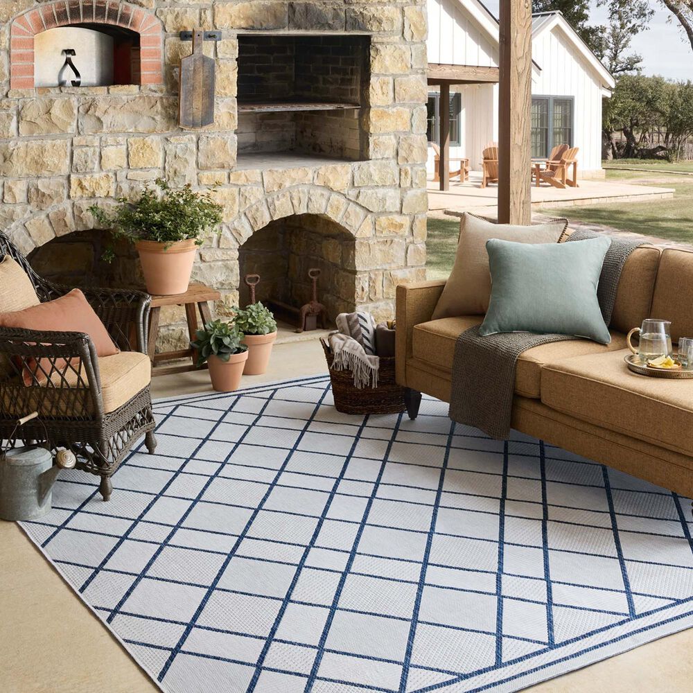 Loloi Easton Ivory and Denim 8&#39;6&quot; x 11&#39;6&quot; Indoor/Outdoor Area Rug, , large