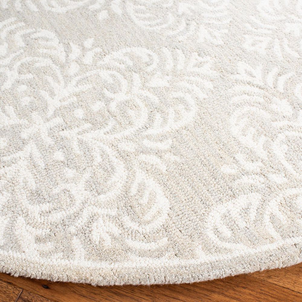 Safavieh Micro-Loop Damask 5&#39; Round Silver and Ivory Area Rug, , large