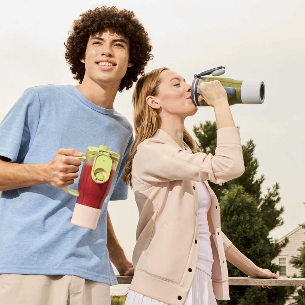 Shark BlendBOSS 26 Oz. Tumbler Blender with Auto-iQ in Cyberspace, , large