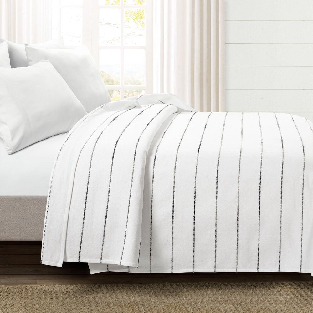 Triangle Home Fashions Ombre Stripe Full/Queen Blanket in Gray and White, , large