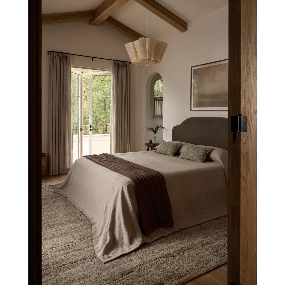 Loloi Hughes Dove 9&#39;6&quot; x 13&#39;6&quot; Area Rug, , large