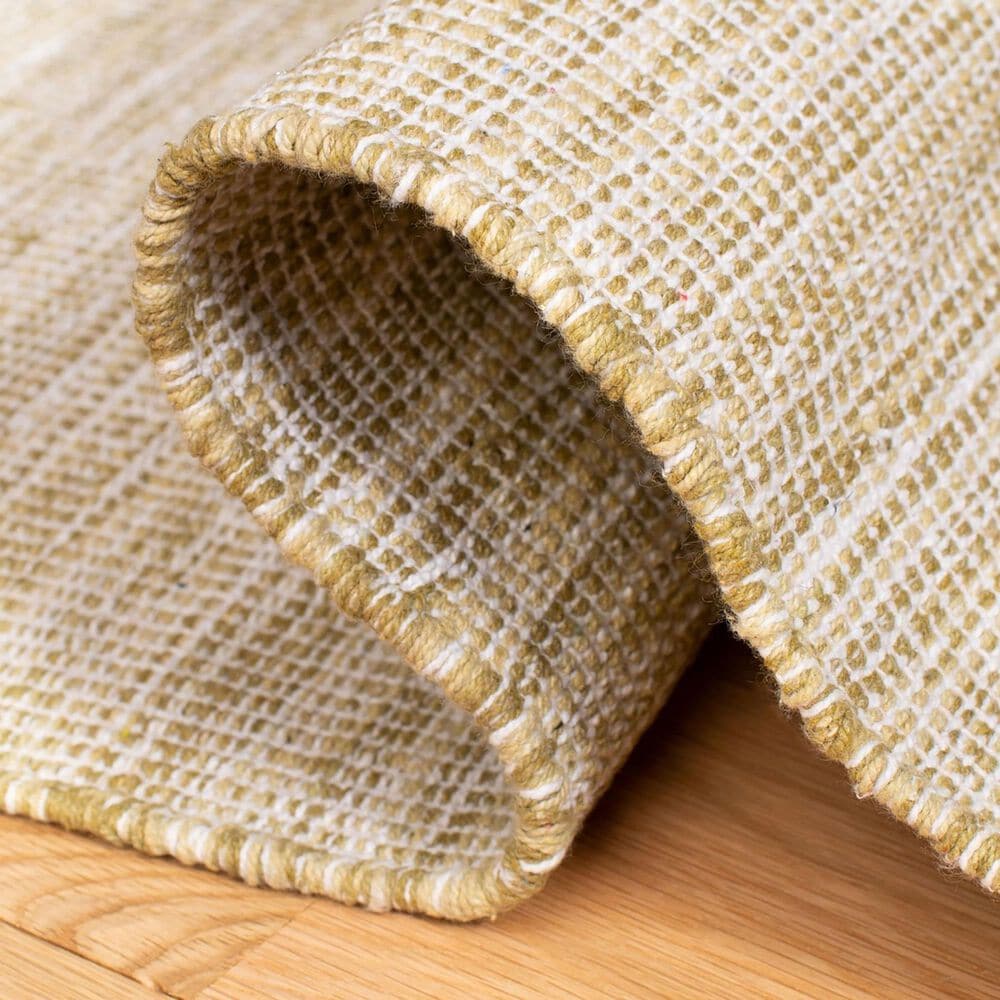 Safavieh Montauk 2&#39;3&quot; x 8&#39; Green Olive Runner, , large