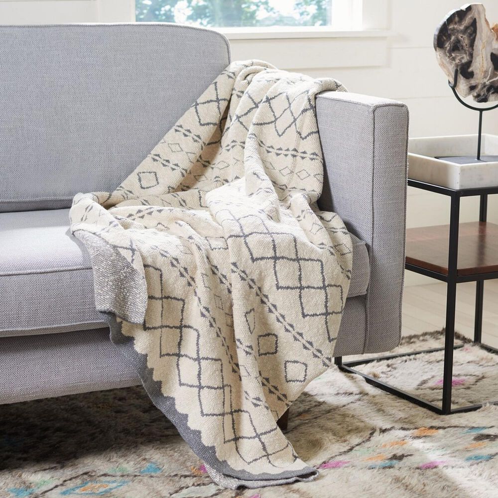 Safavieh Tamar 50&quot; x 60&quot; Throw in Grey and Beige, , large