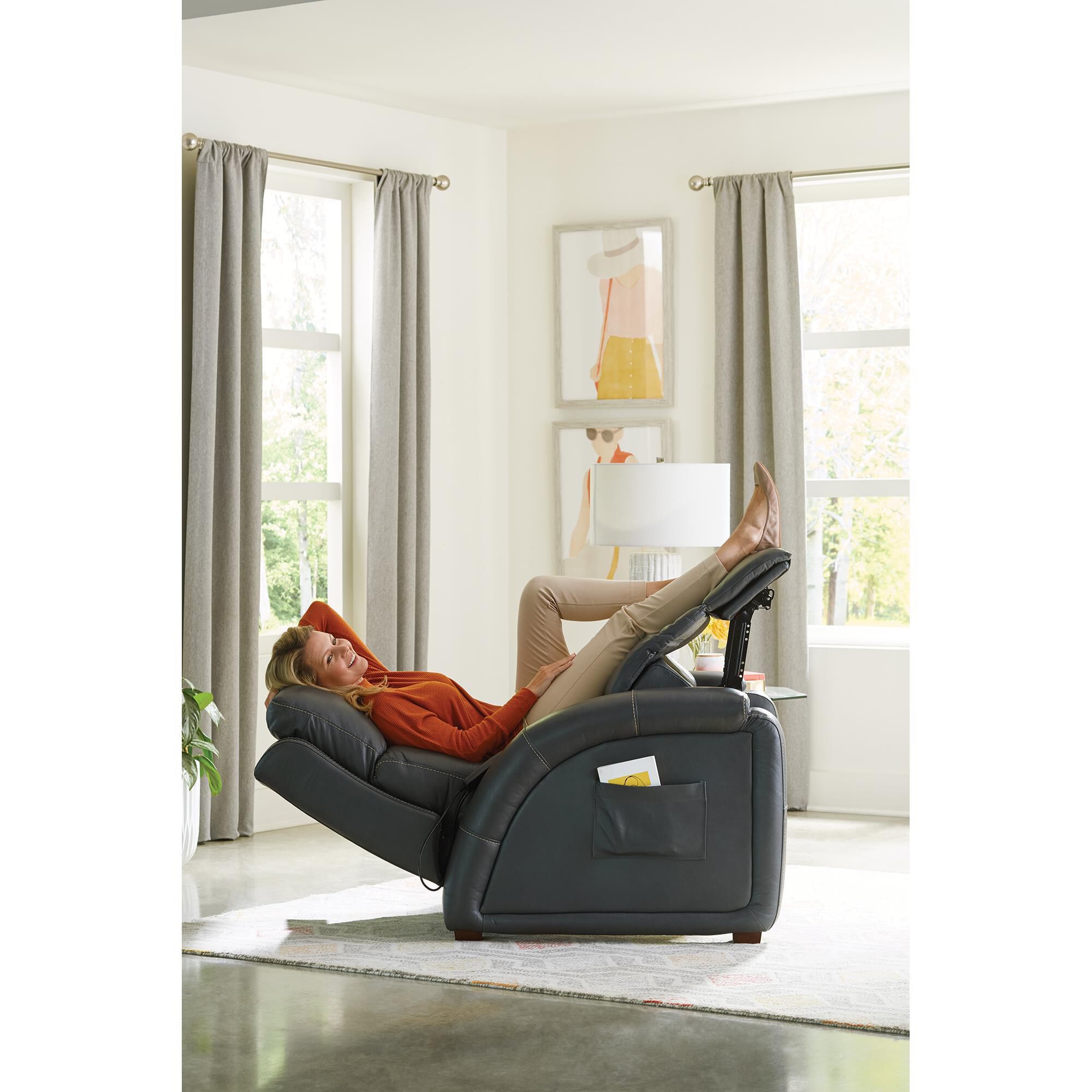 Catnapper Reliever Zero Gravity Power Recliner in Gunmetal NFM
