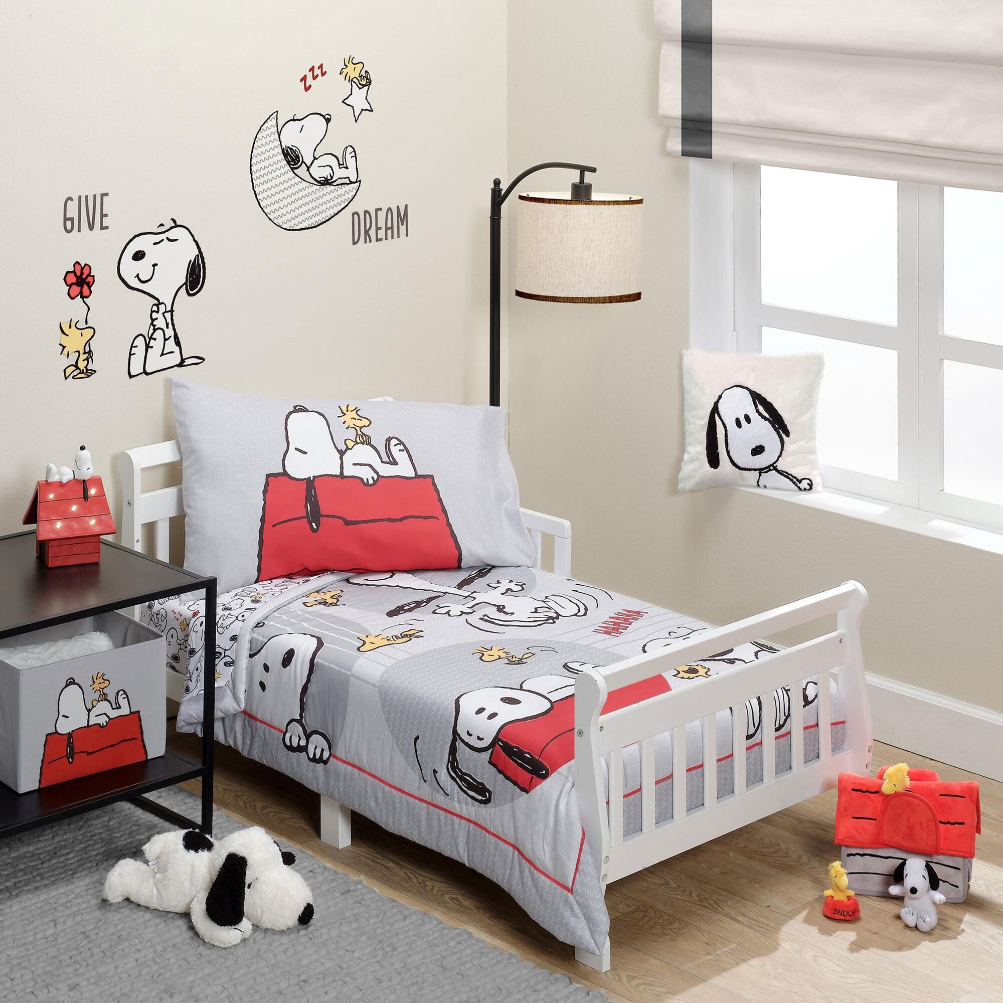 Lambs and Ivy Snoopy Love 4 Piece Toddler Bedding Set in Gray Red and White NFM