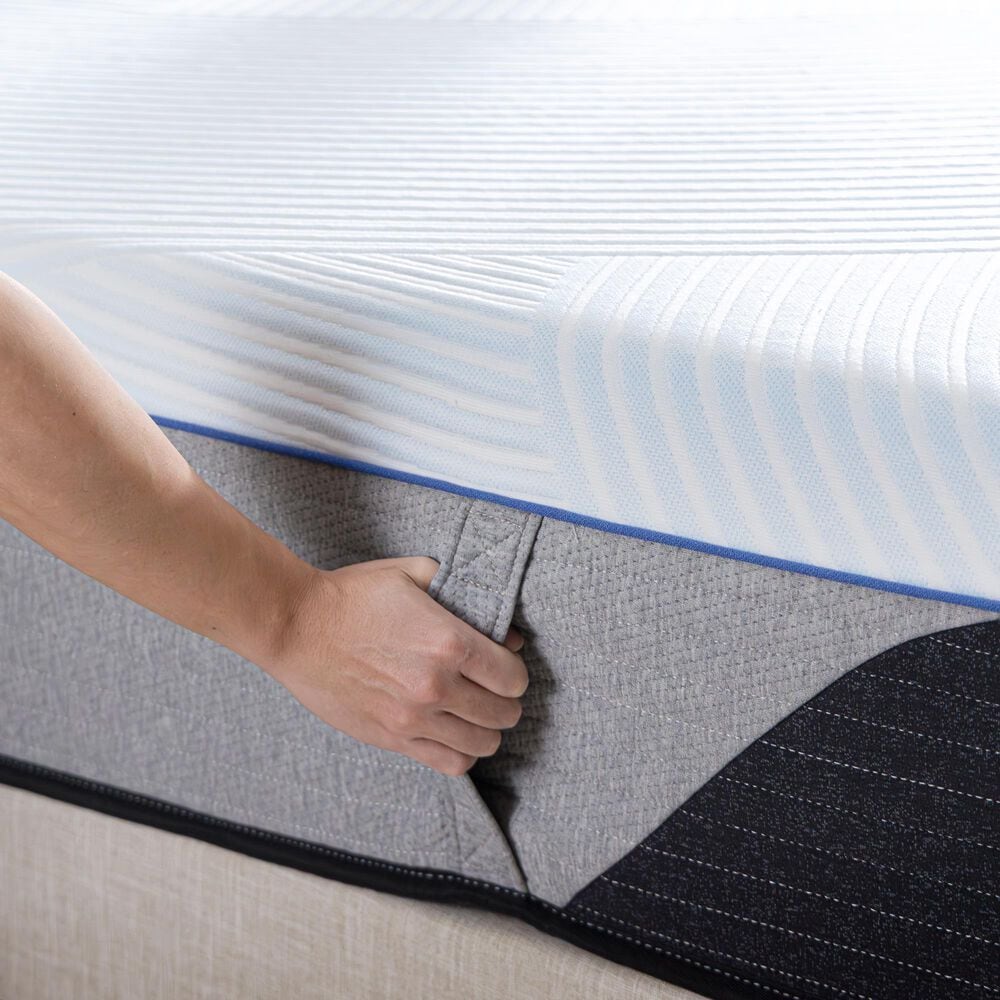 GigaCloud Deluxe 13&quot; Medium Hybrid Twin Mattress, , large