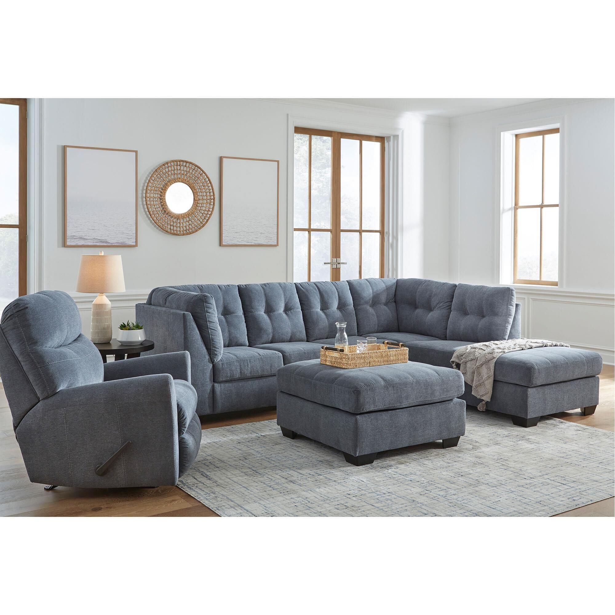 スポーツストア Facing Right 2-Piece Marleton Ashley Sectional Chaise with 3人掛けソファ