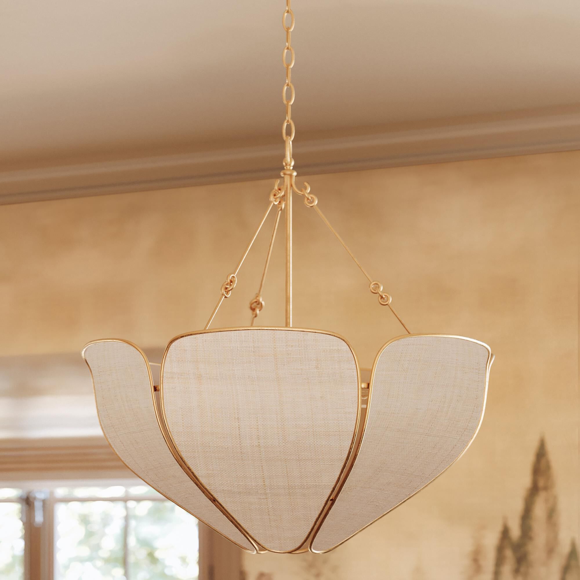 Hudson Valley Lighting Bayville 6-Light Pendant in Vintage Gold Leaf