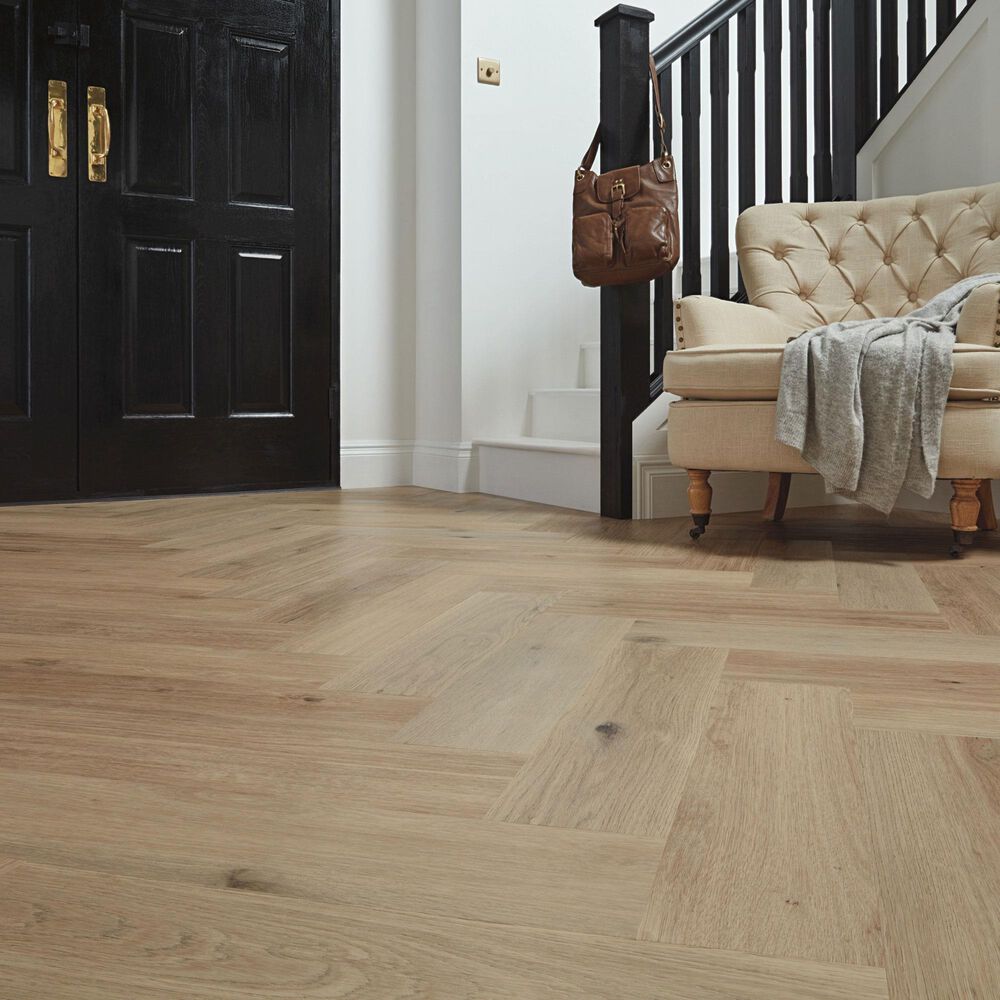 Karndean Korlok Select Canadian Urban Oak 6&quot; x 24&quot; Herringbone Vinyl Plank, , large
