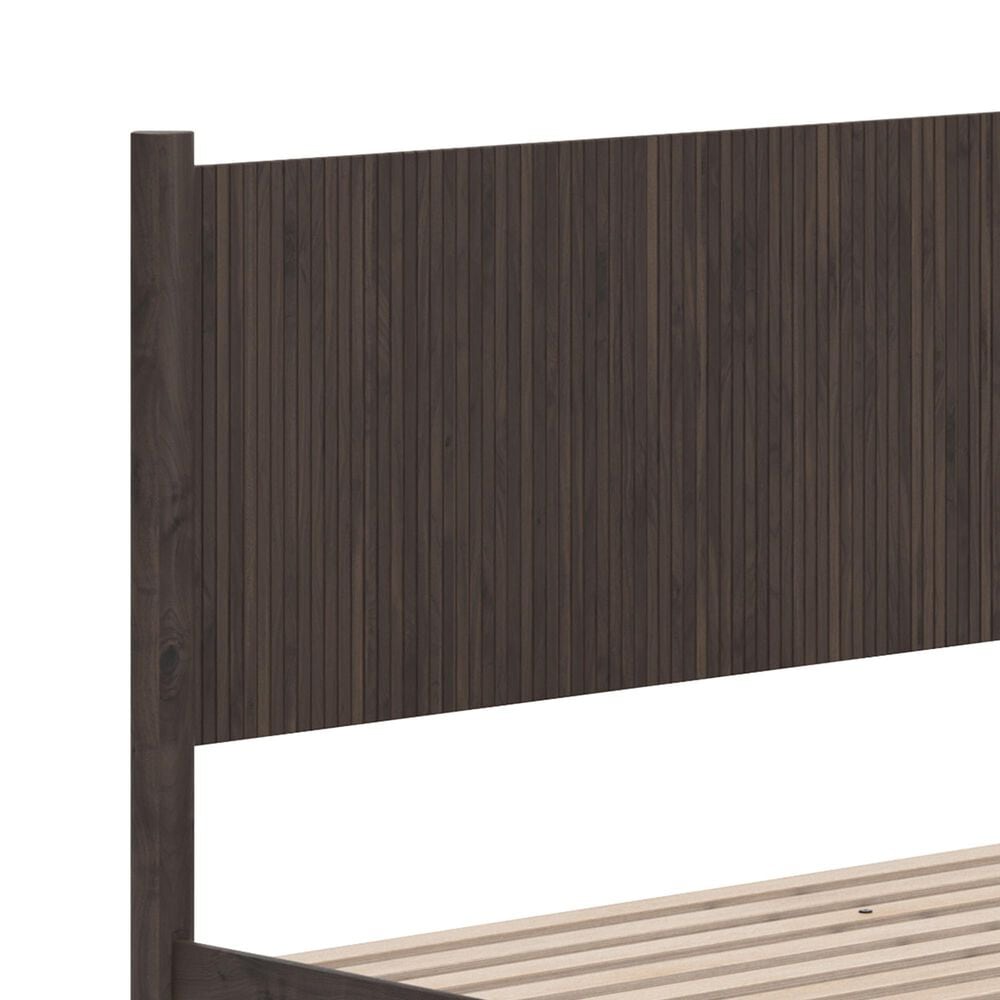 Ashley Pamytta Queen Panel Platform Bed in Rich Brown, , large