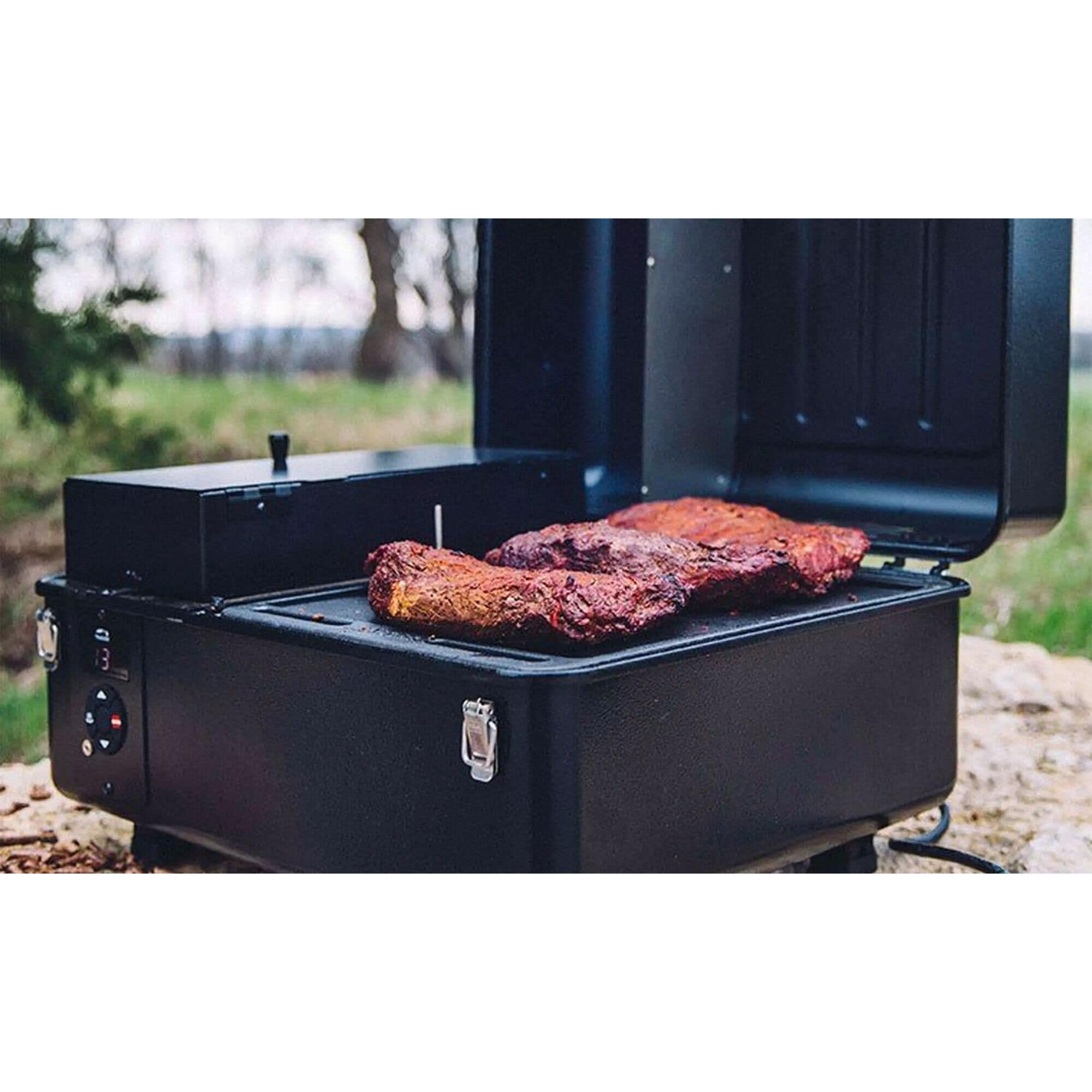 Traeger Grills Ranger Portable Pellet Grill in Black NFM