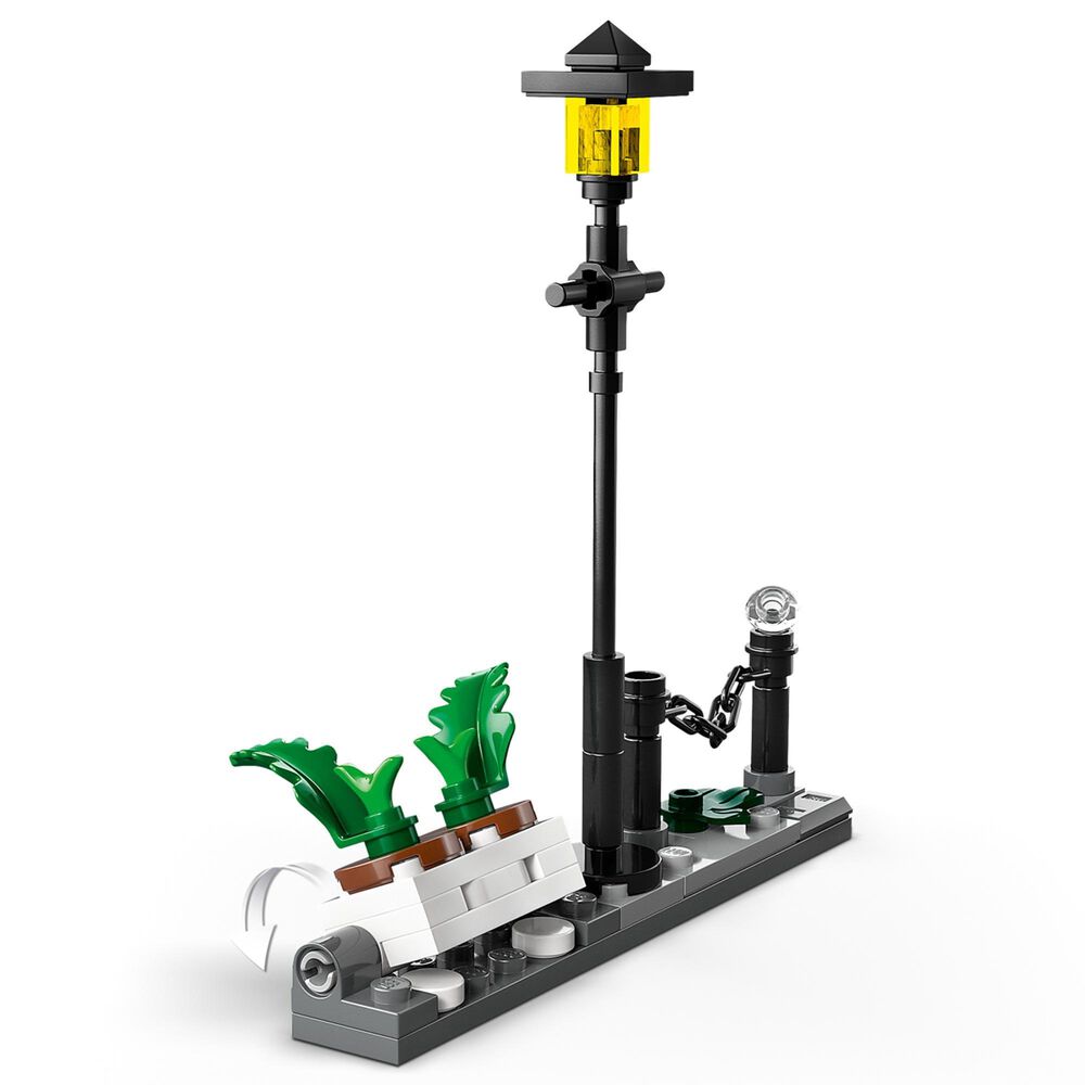 LEGO Harry Potter Hagrid and Harry's Privet Drive Escape Building Set, , large