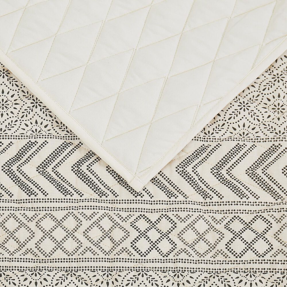 Pem America Chase 3-Piece King Quilt Set in Cream and Black, , large