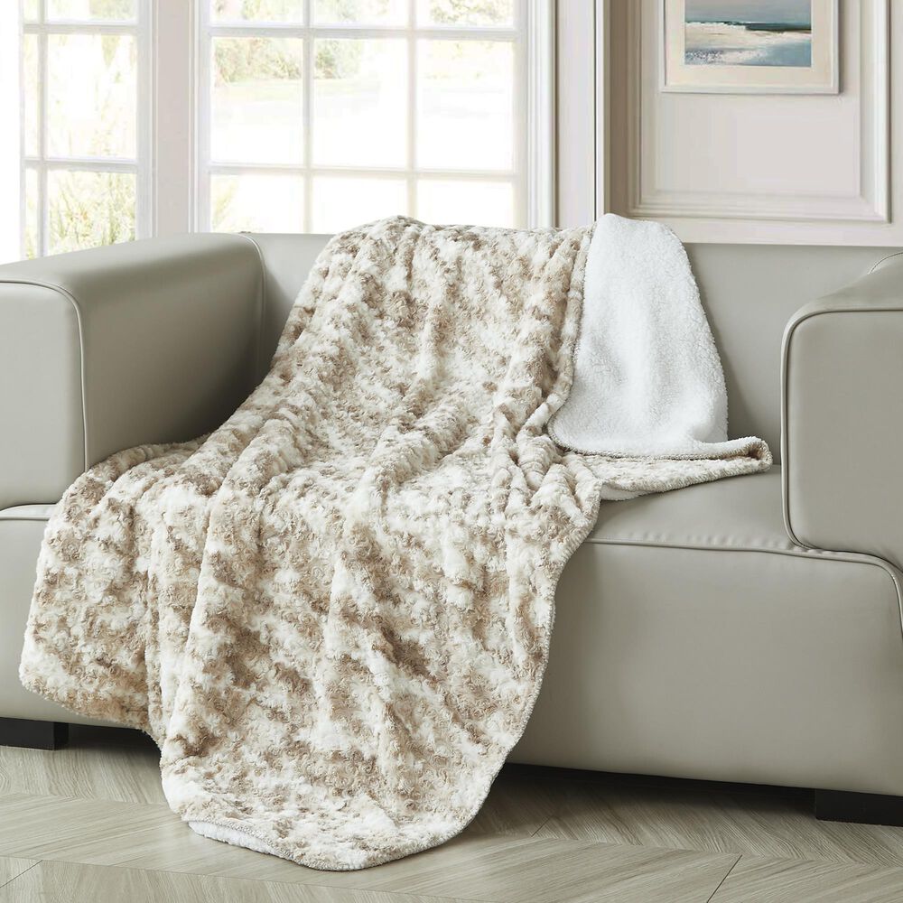 Duke Imports Root Beer Float Plush Throw in Brown, Beige and White, , large