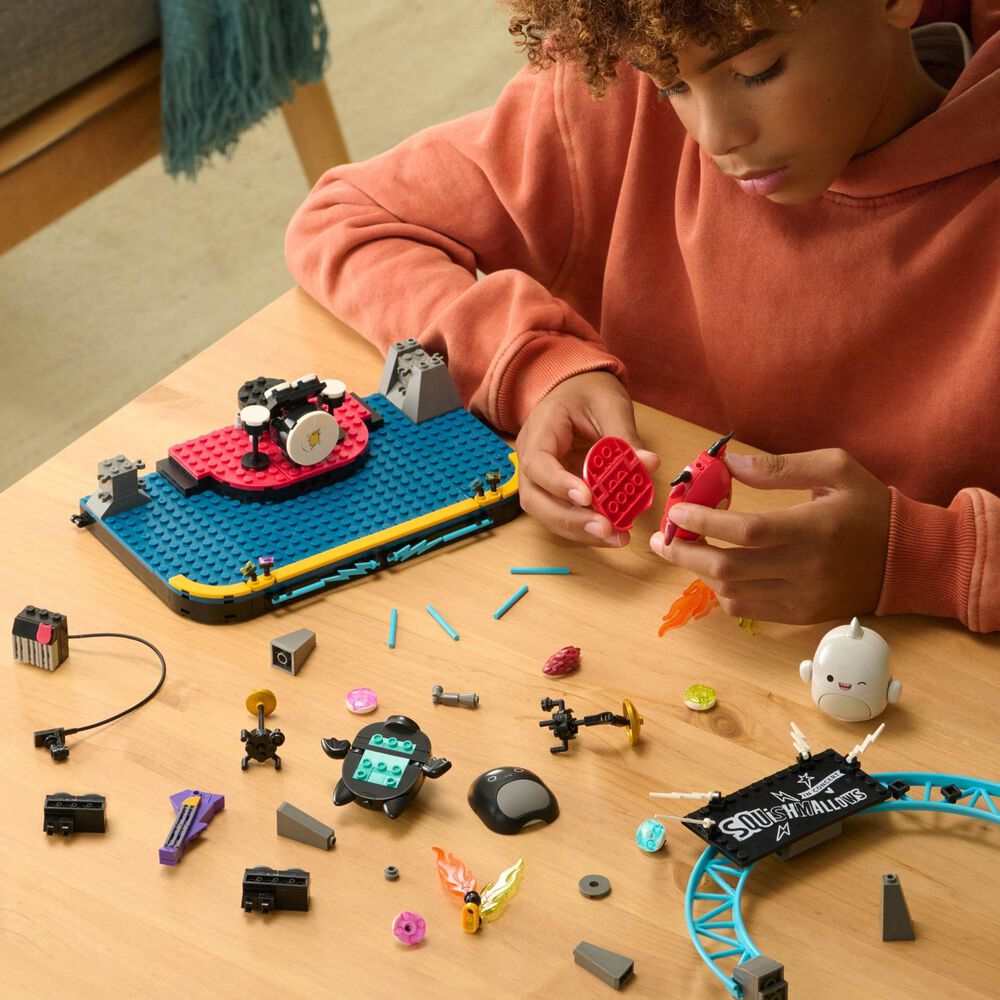 Squishmallow Squish Tour Concert Building Set in Multicolor, , large