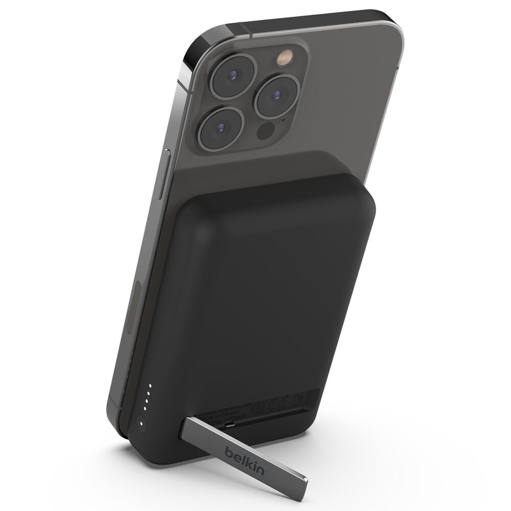 Belkin BoostCharge Magnetic Wireless Power Bank with Stand in Black, , large
