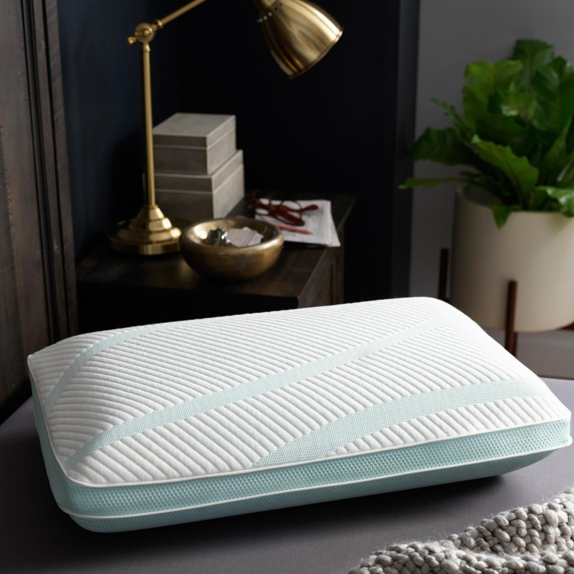 Tempur Pedic TEMPUR ADAPT King Pro Hi Cooling Pillow NFM