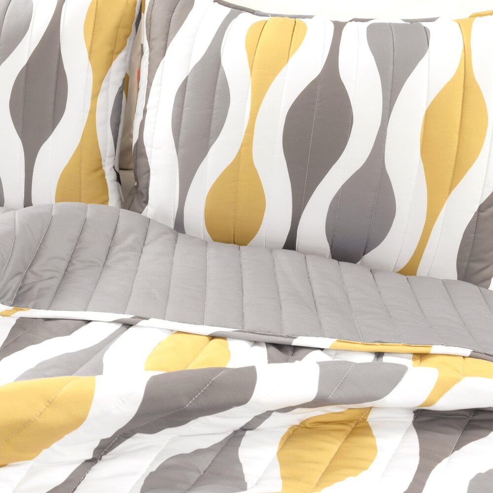 Triangle Home Fashions Mid Century Geo 3-Piece King Quilt Set in Gold and Gray, , large