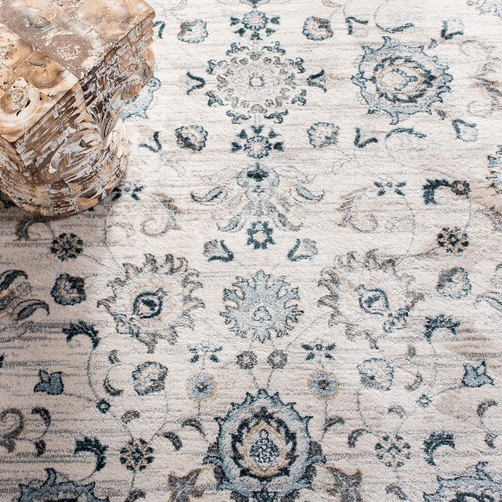 Safavieh Isabella 4&#39; x 6&#39; Cream and Navy Area Rug, , large
