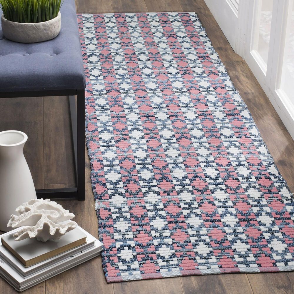 Safavieh Montauk 2&#39;3&quot; x 8&#39; Coral and Multicolor Runner, , large