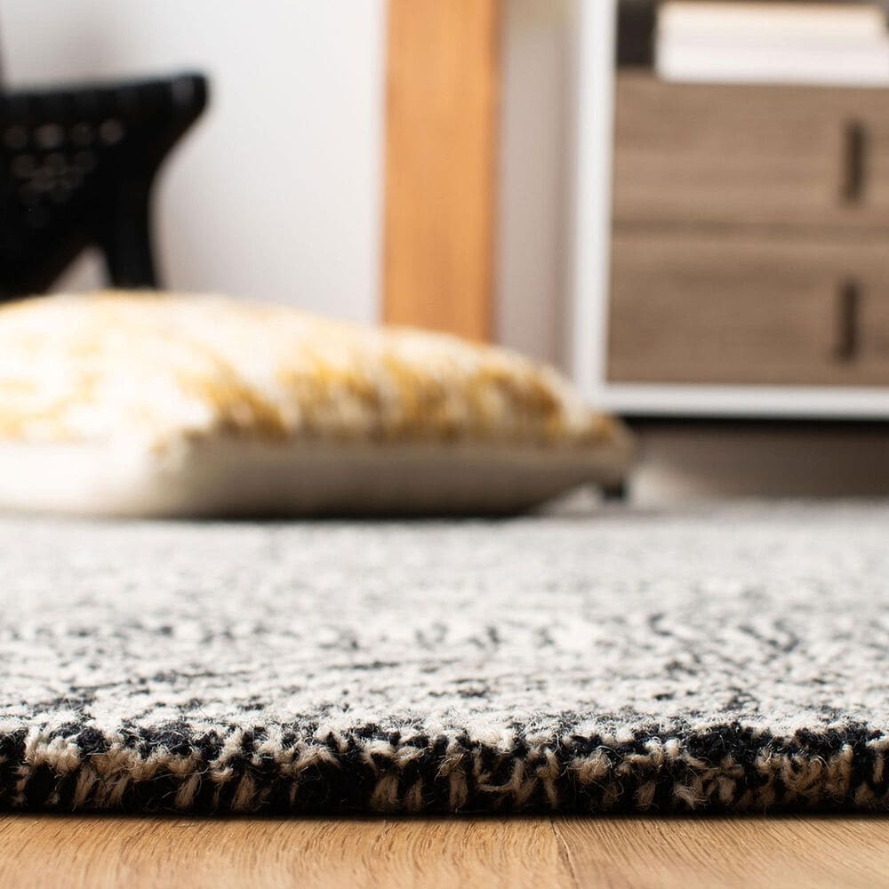 Safavieh Micro-Loop Geometric 5&#39; x 8&#39; Black and Ivory Area Rug, , large