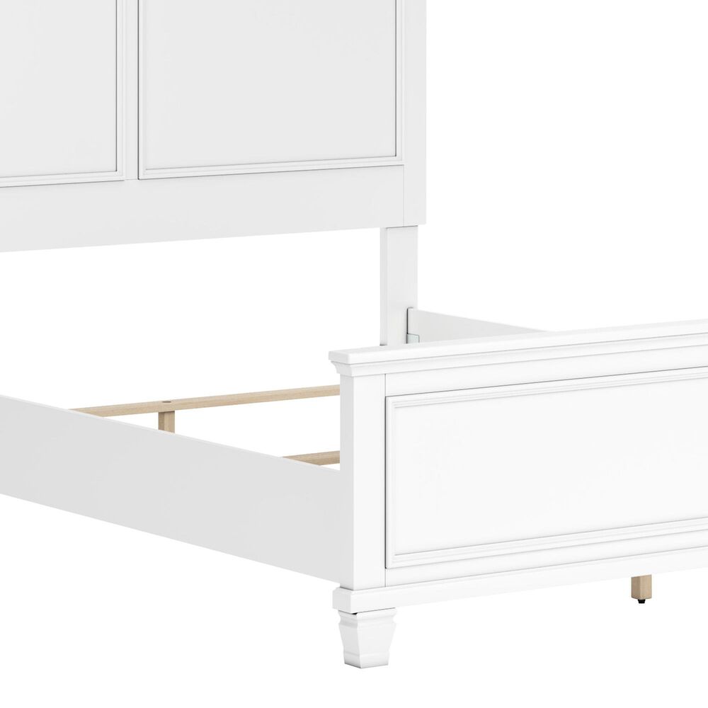 Ashley Fortman Queen Panel Bed in White, , large